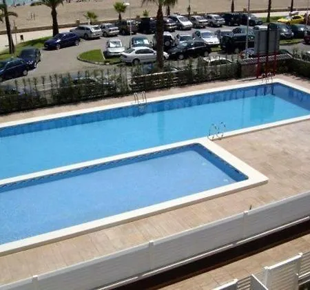 Gilmar Apartments: Beachfront Luxury With Pool And Parking In * Peniscola