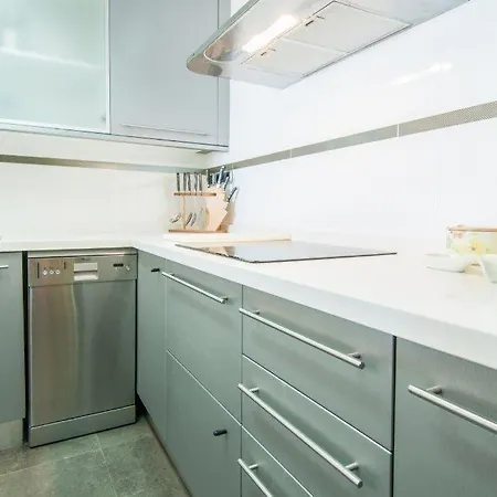 Apartment Gilmar Apartments: Beachfront Luxury With Pool And Parking In Peniscola