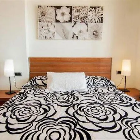 Gilmar Apartments: Beachfront Luxury With Pool And Parking In * Peniscola