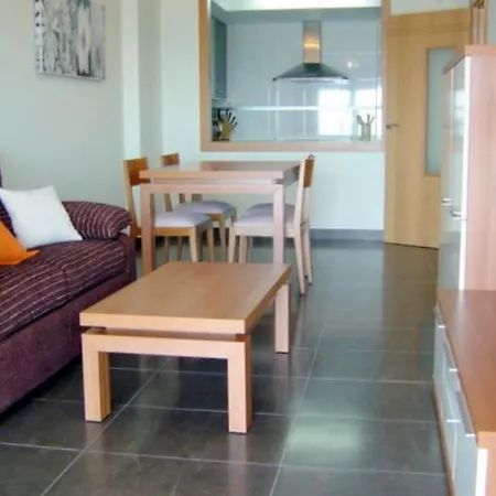 Gilmar Apartments: Beachfront Luxury With Pool And Parking In Apartment